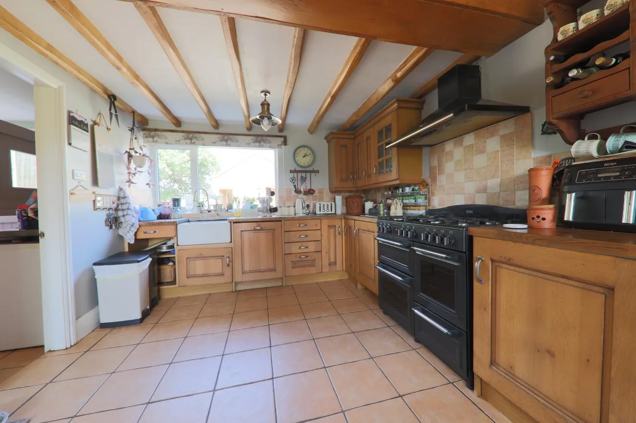 Hull Road, Great Hatfield, HU11, photo 42
