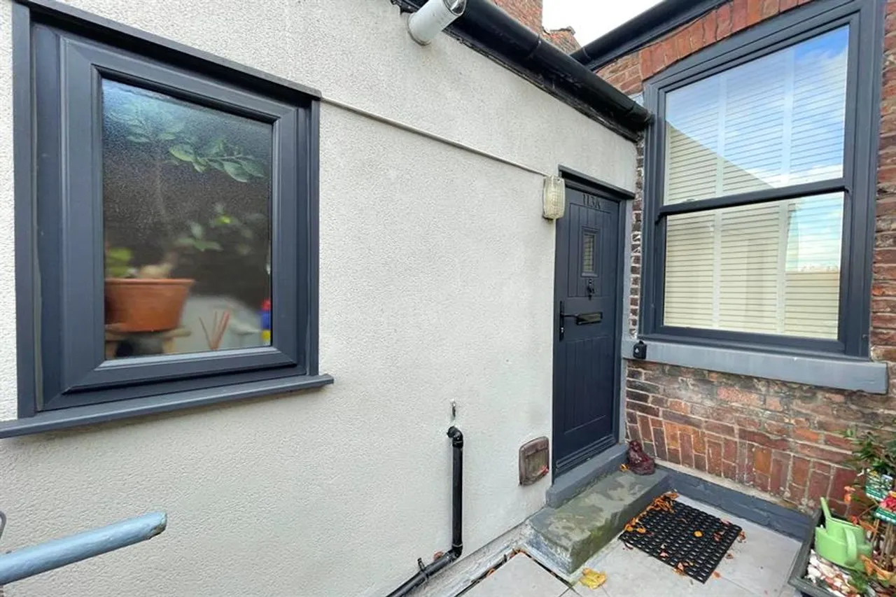 1 bed flat for sale, Northenden Road, Sale