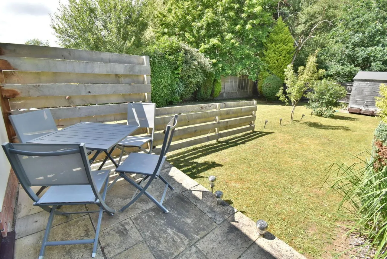 Leeson Drive, BH22, photo 34