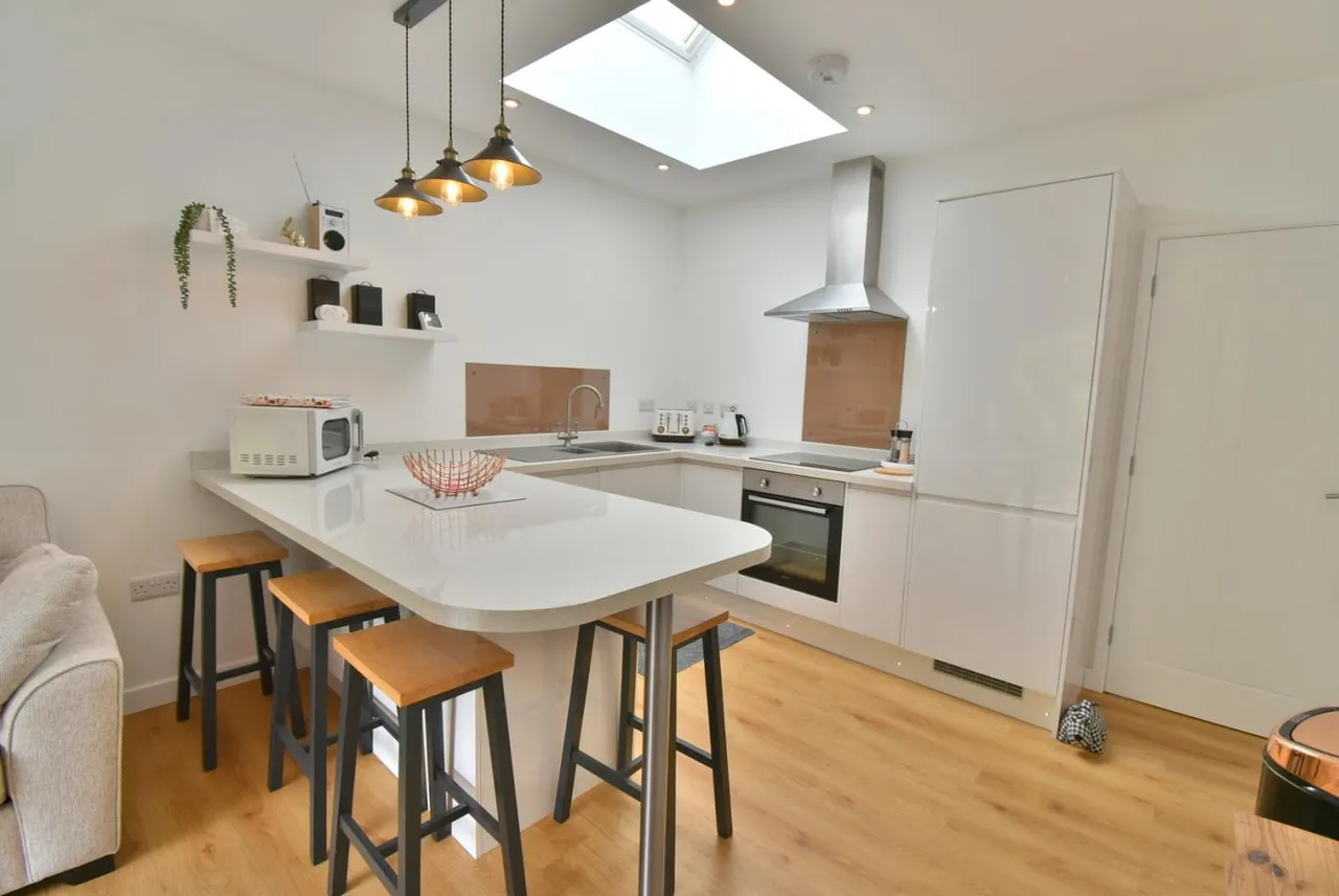 Leeson Drive, BH22, photo 21