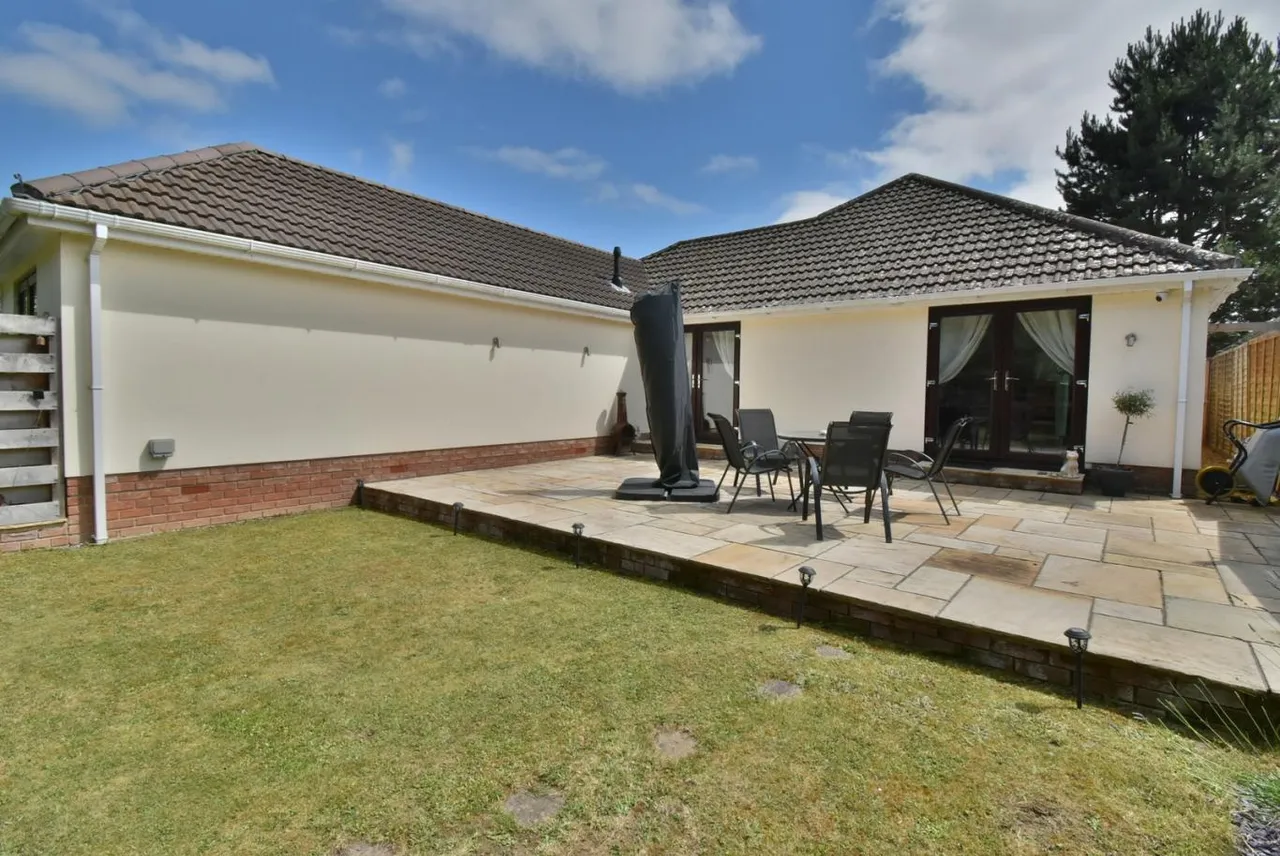 Leeson Drive, BH22, photo 30