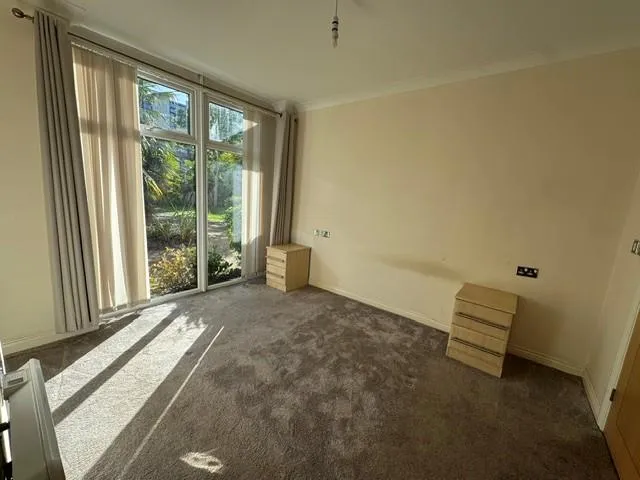 Altrincham Road, Manchester, photo 4