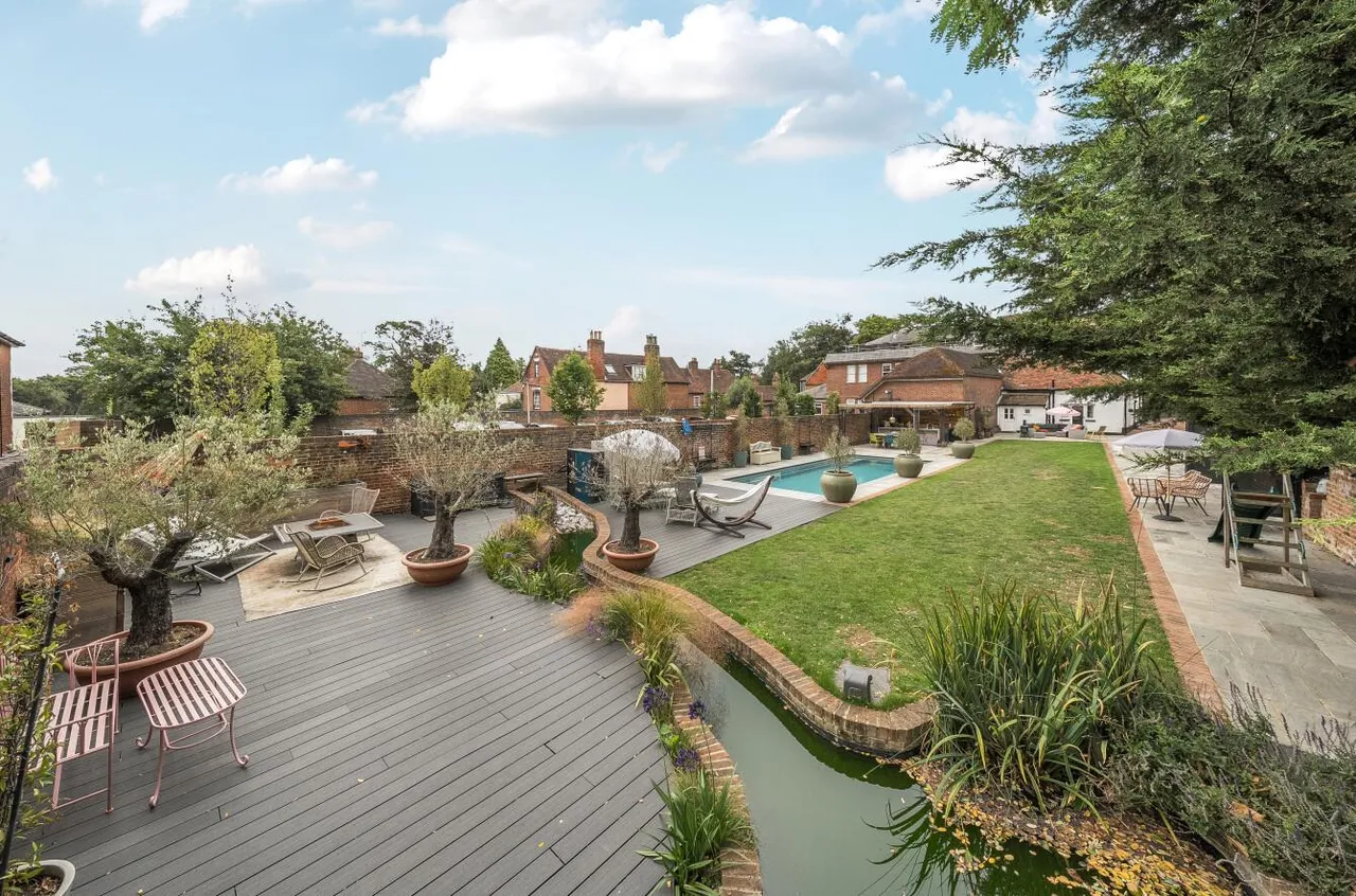 Georgian Elegance, with Annex & Swimming Pool, photo 20