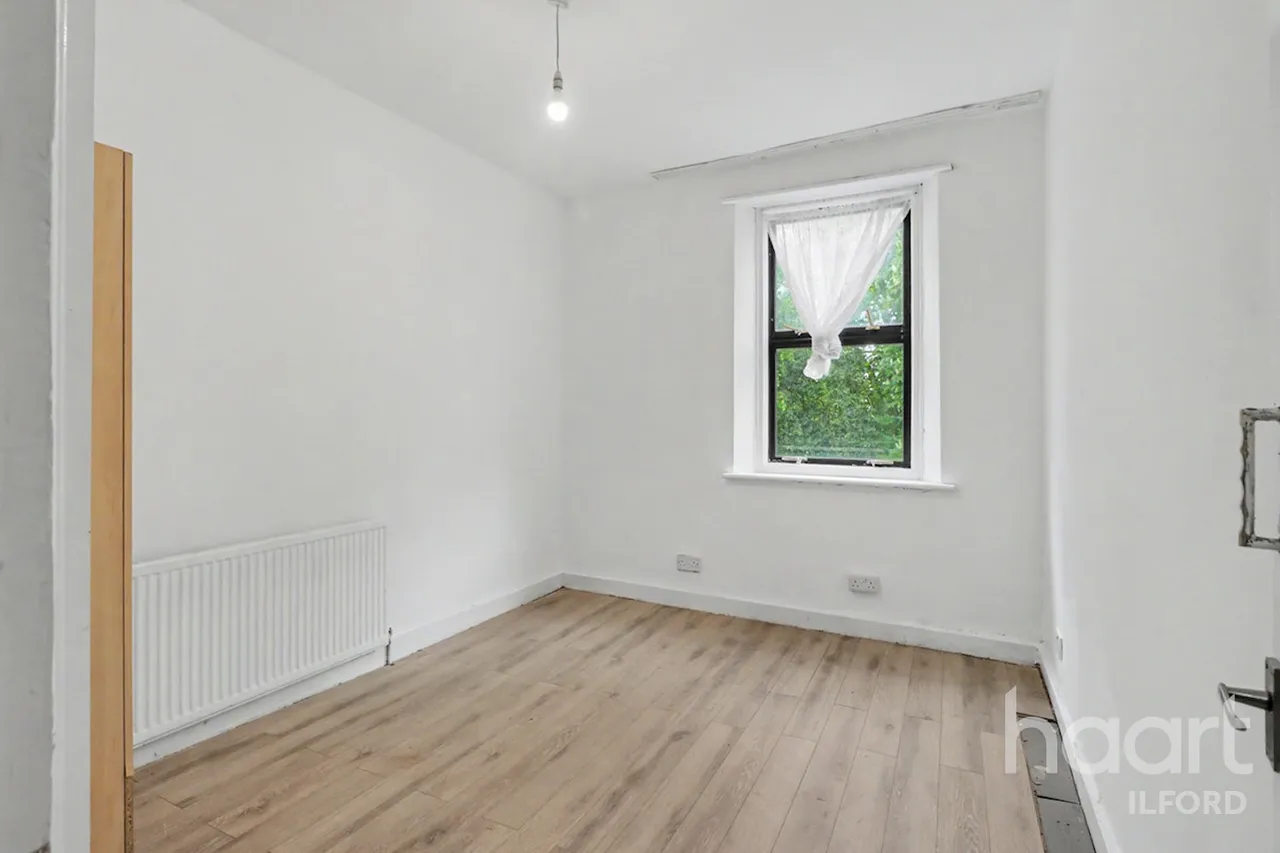 Westwood Road, Ilford, IG3, photo 8