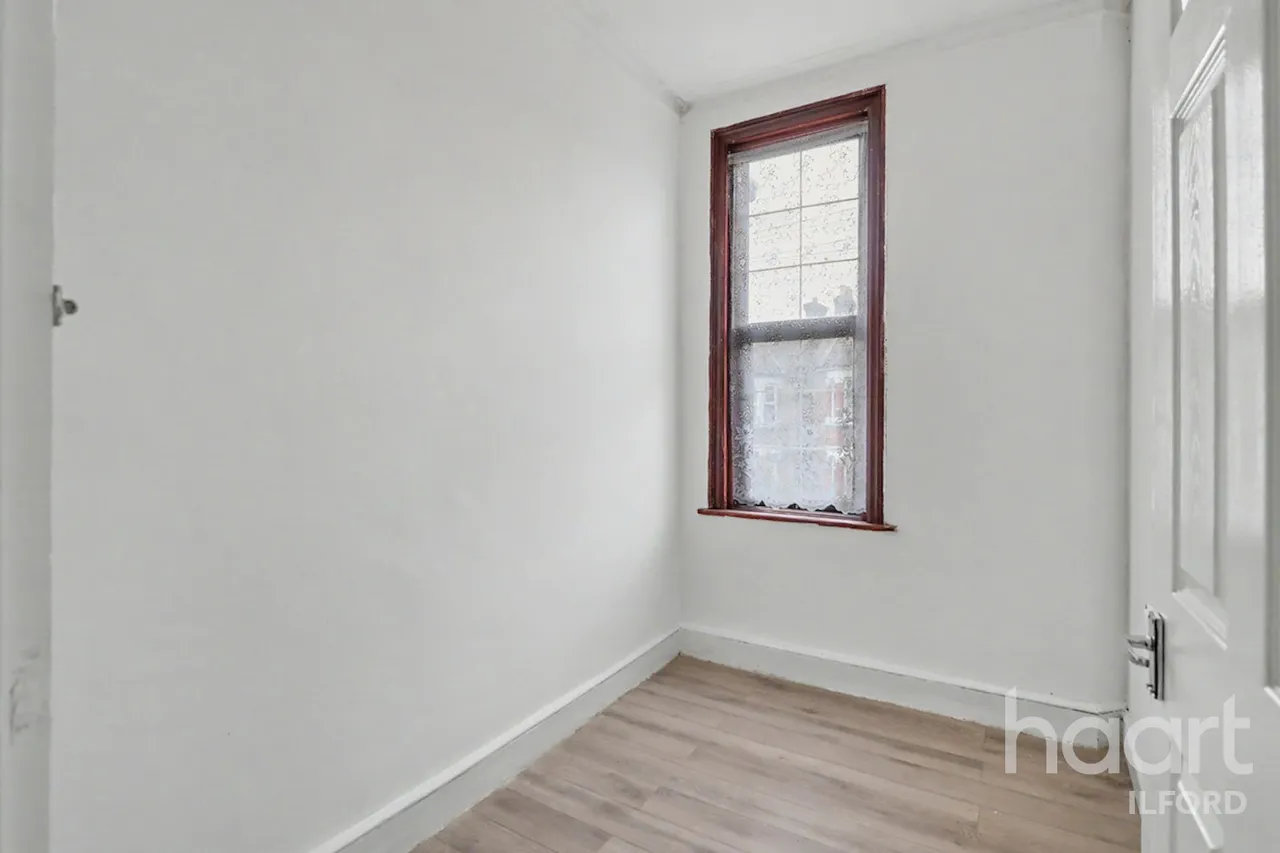 Westwood Road, Ilford, IG3, photo 10
