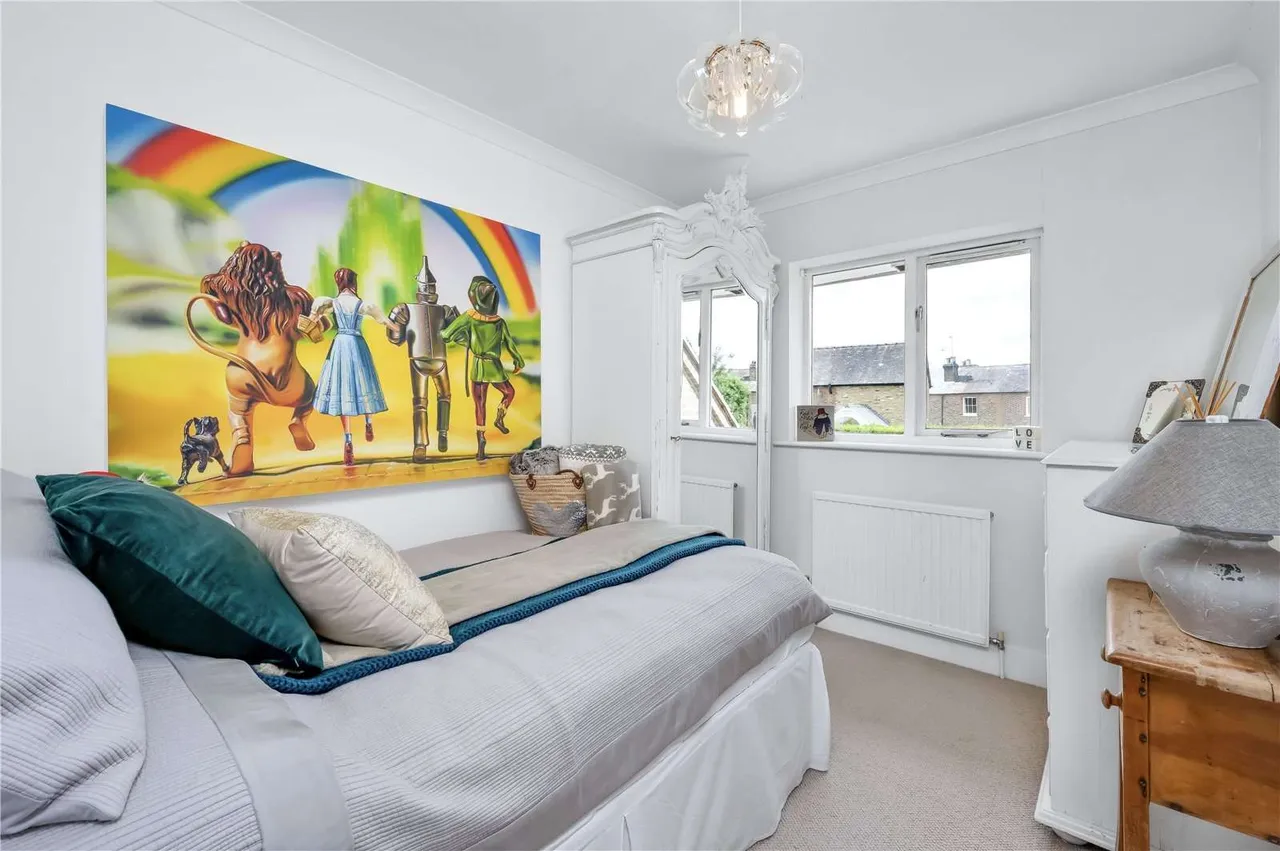 Brisson Close, Esher, Surrey, KT10 8JZ, photo 10