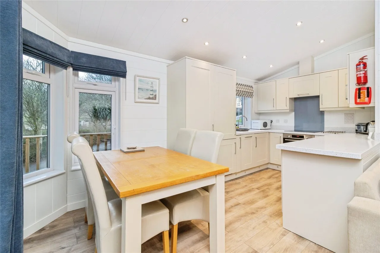Totnes Road, Paignton, TQ4, photo 5