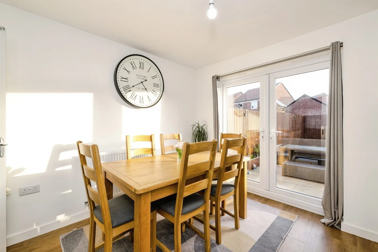 Wilton Avenue, Hampton Gardens, Peterborough, photo 8