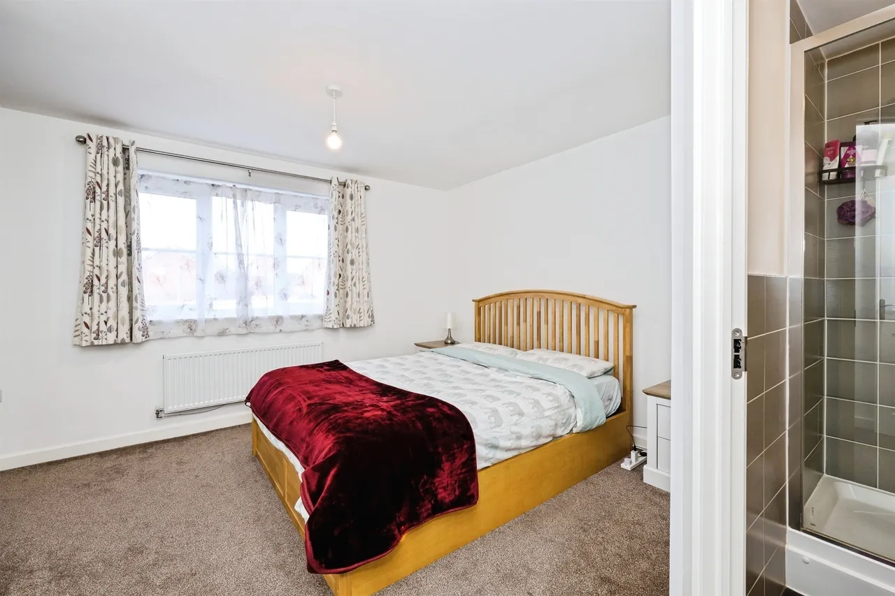 Wilton Avenue, Hampton Gardens, Peterborough, photo 9