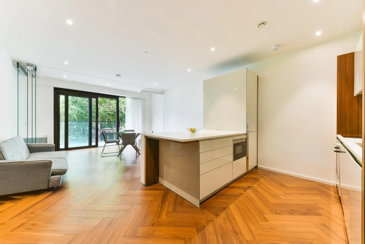 1 bed flat for sale, Embassy Gardens, Nine Elms, SW11