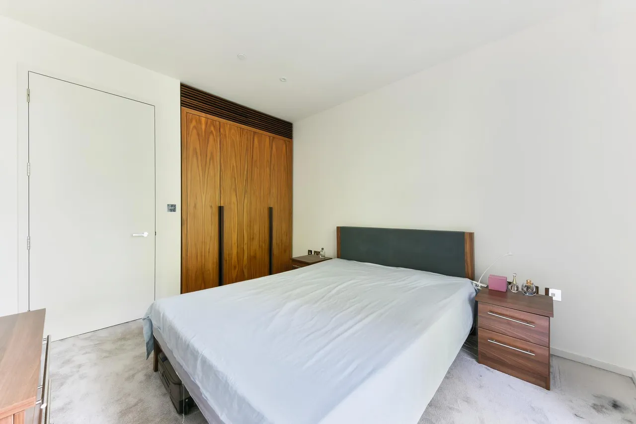 Embassy Gardens, Nine Elms, SW11, photo 7