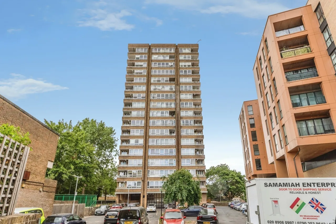 Shuttleworth Road, London, SW11, photo 15