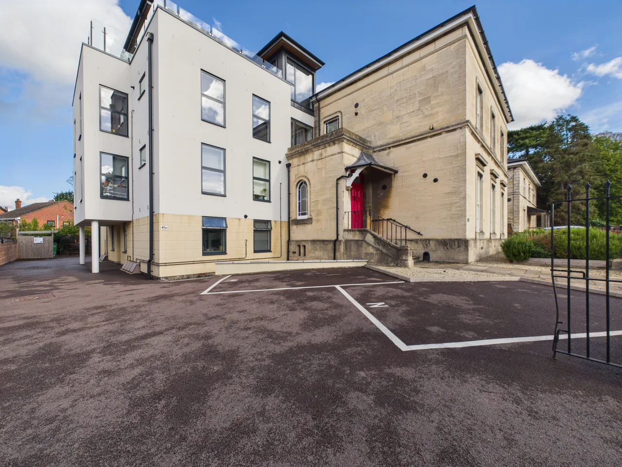 2 bed flat for sale, London Road, Gloucester, GL1
