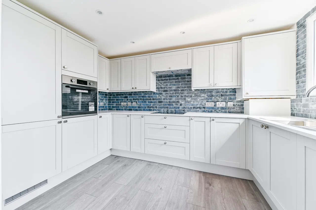 Flat 31, Lloyd House, 20 Tavistock Road, Croydon, photo 9