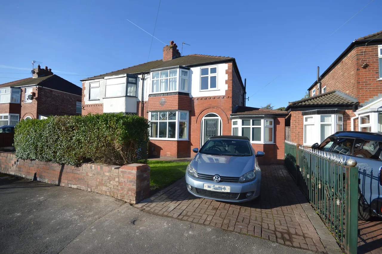 4 bed house for sale, Appleton Road, Stockport