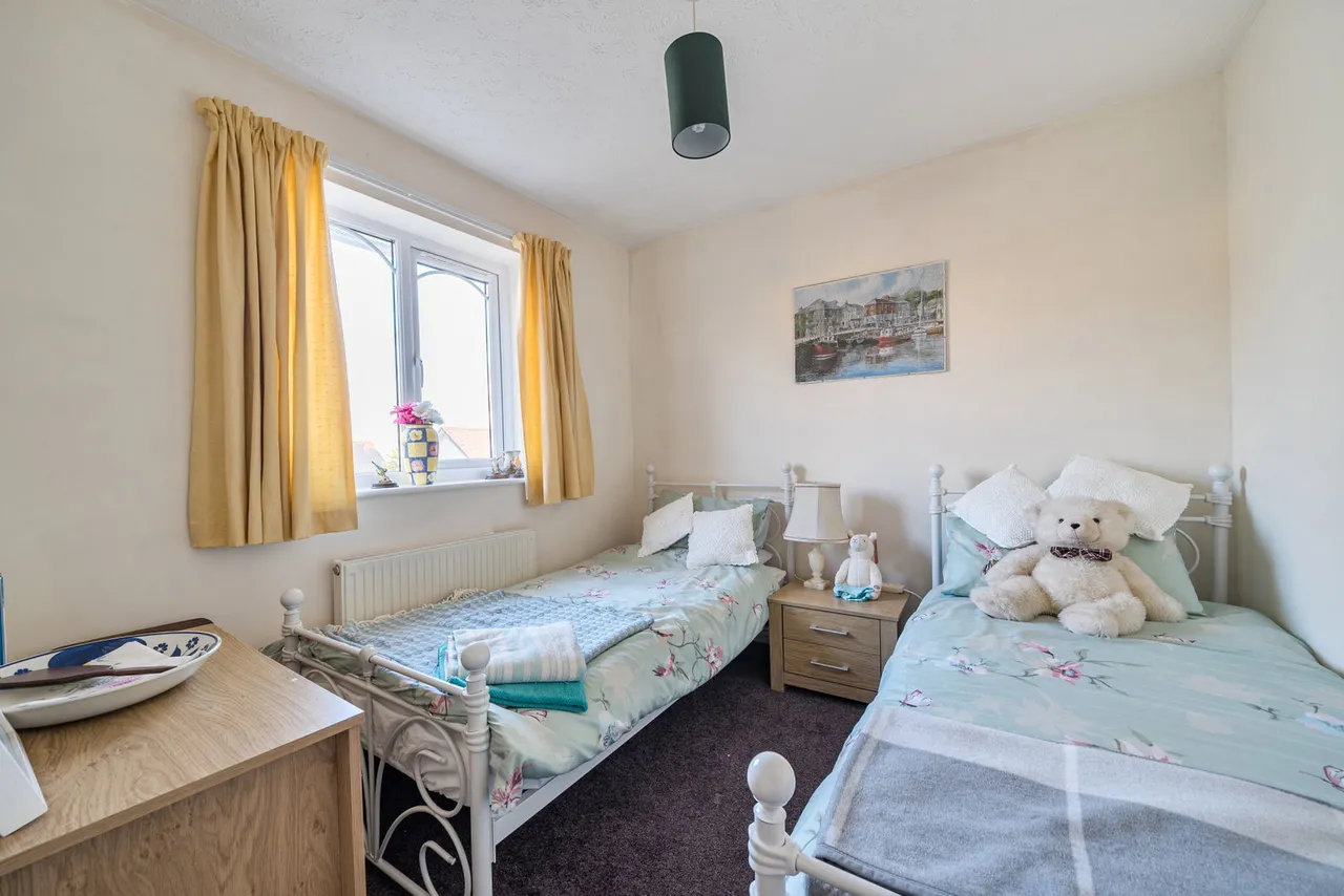 Mawes Court, St. Anns Chapel, PL18, photo 10