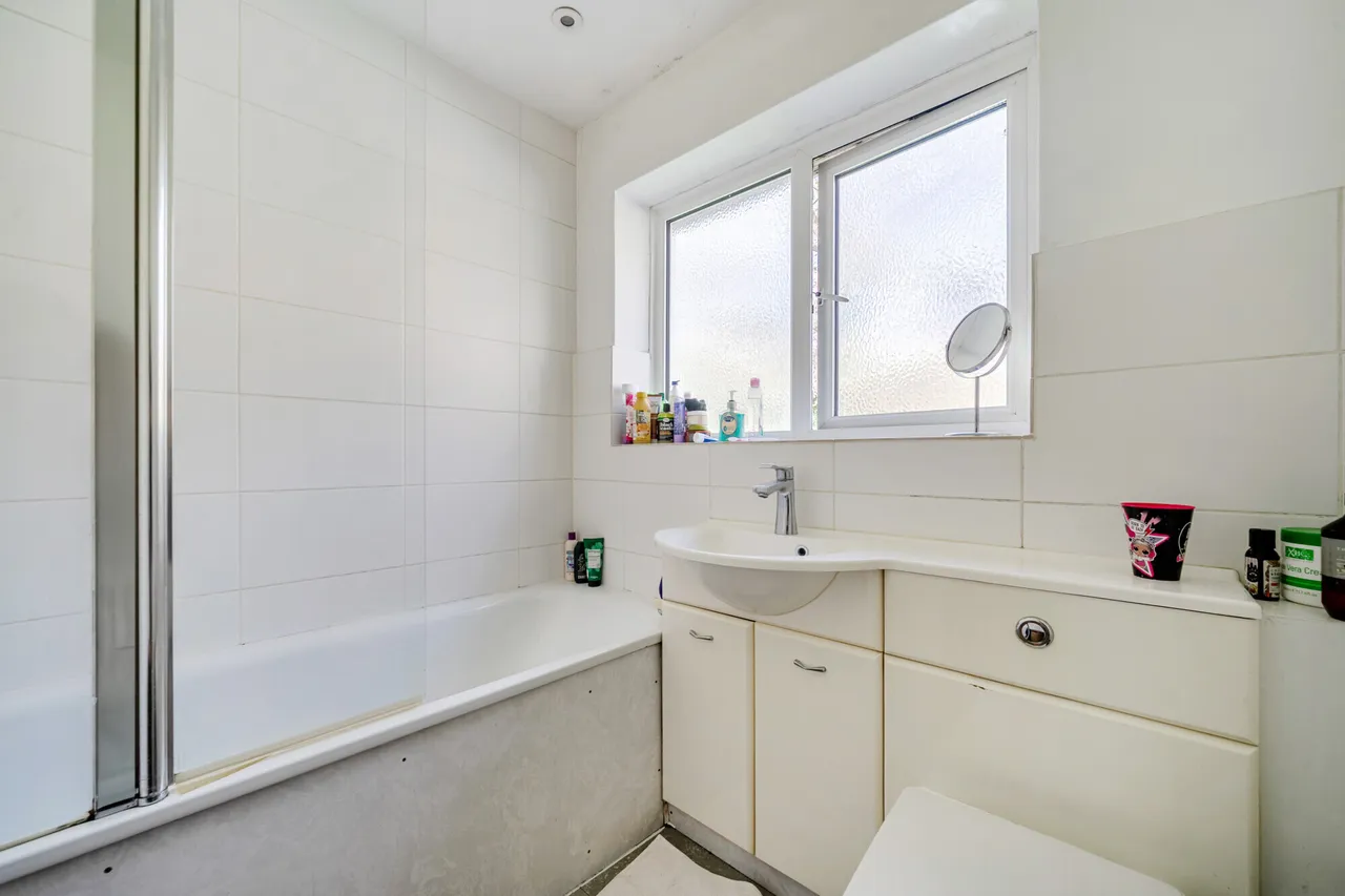 Weydown Road, Haslemere, GU27, photo 10