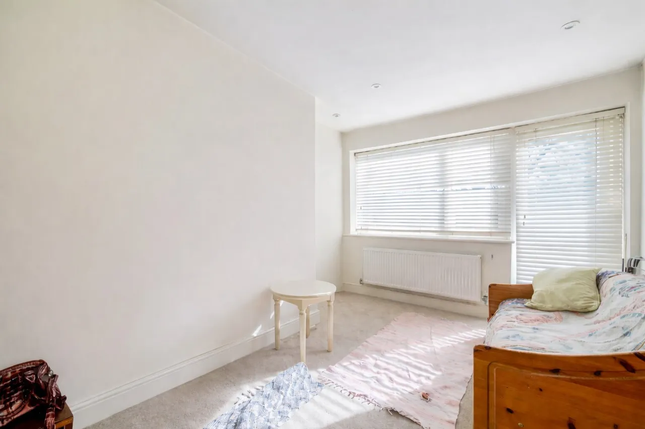 Weydown Road, Haslemere, GU27, photo 9