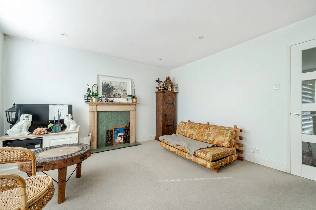 Weydown Road, Haslemere, GU27, photo 6