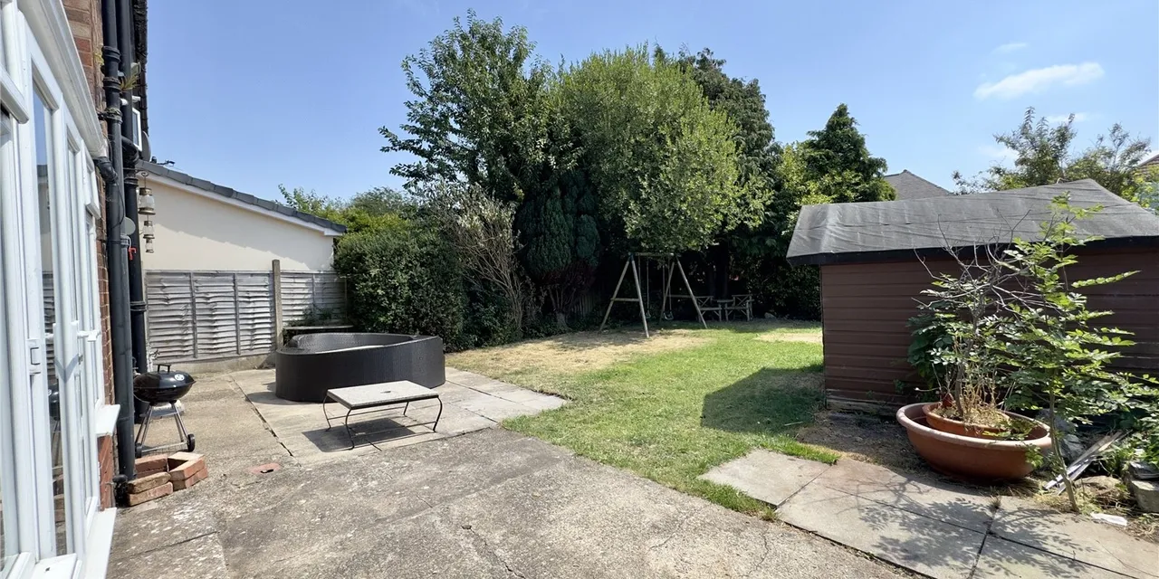 Sandridge Road, Pensby, CH61, photo 12