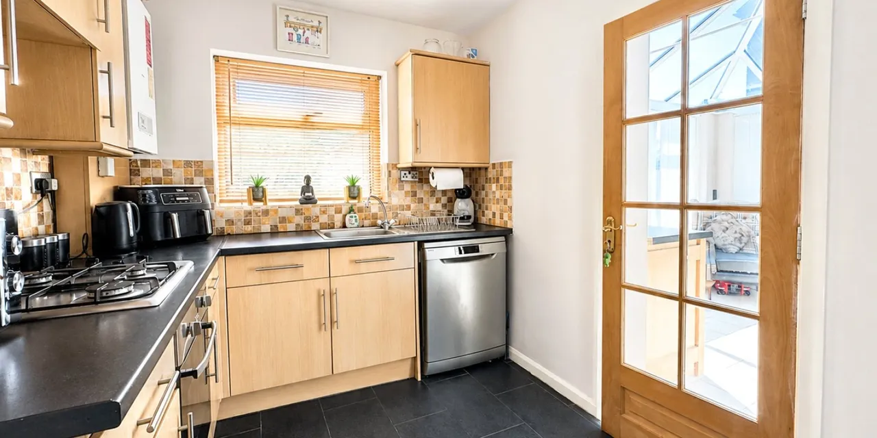 Sandridge Road, Pensby, CH61, photo 3