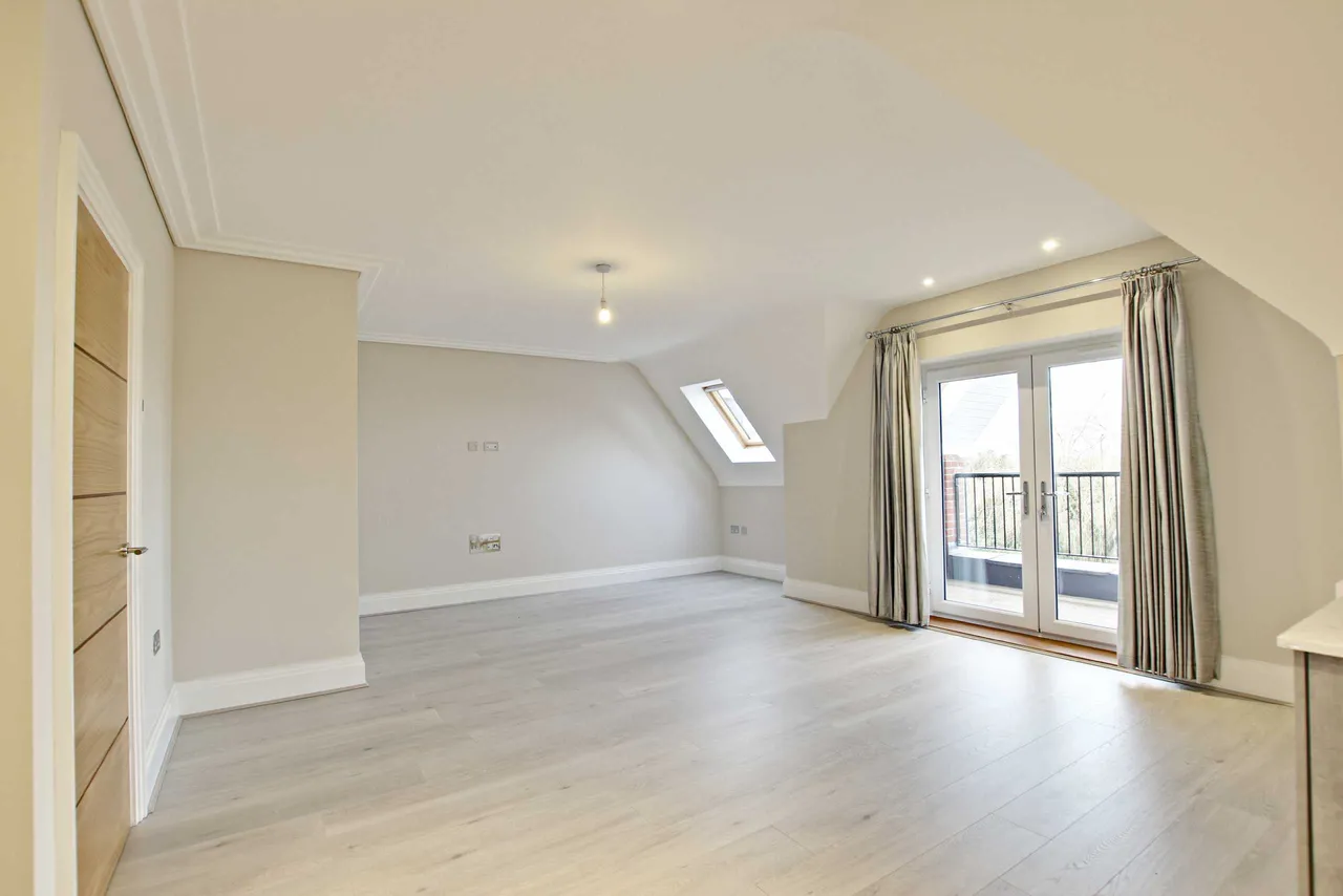 Coombehurst Close, Hadley Wood, EN4 0JU, photo 3