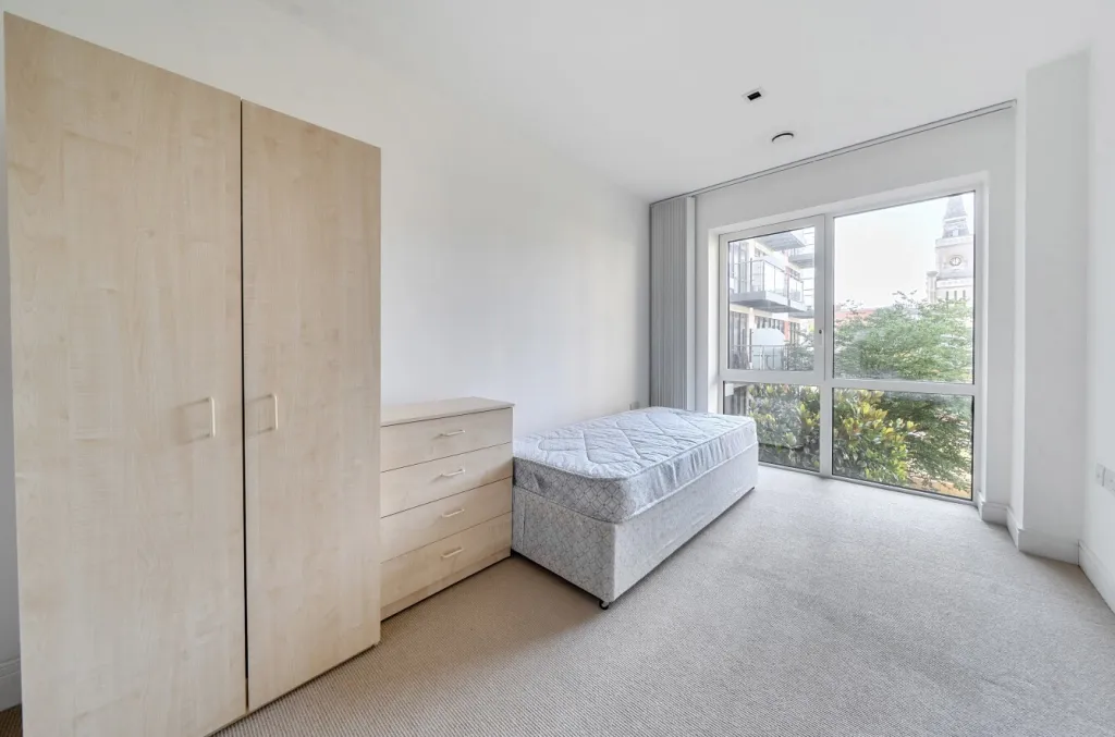 Longfield Avenue, Ealing, W5, photo 13
