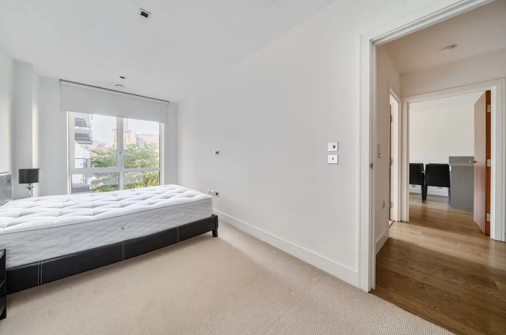 Longfield Avenue, Ealing, W5, photo 9