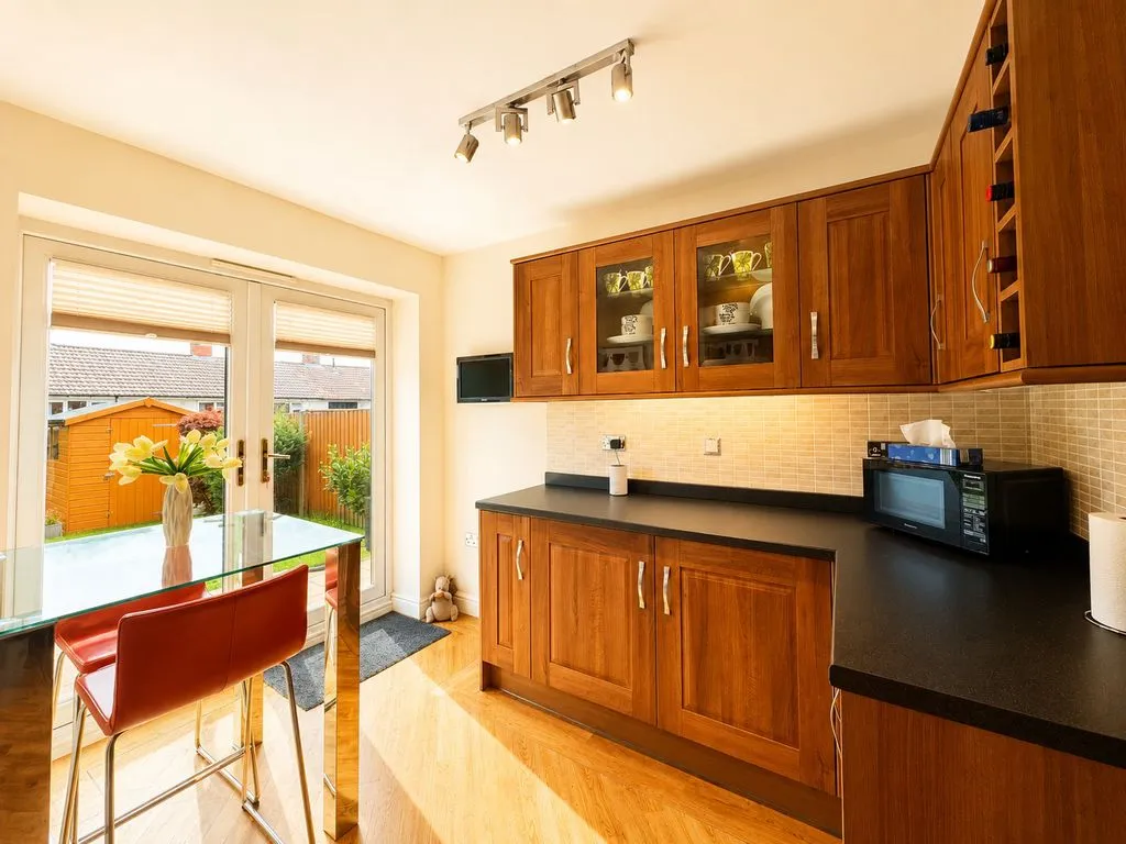Oak Vale, Chasetown, WS7, photo 9