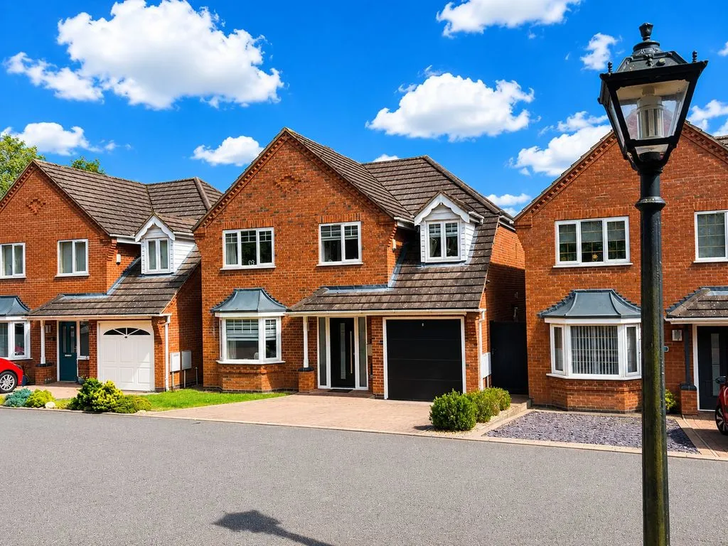 4 bed house for sale, Oak Vale, Chasetown, WS7
