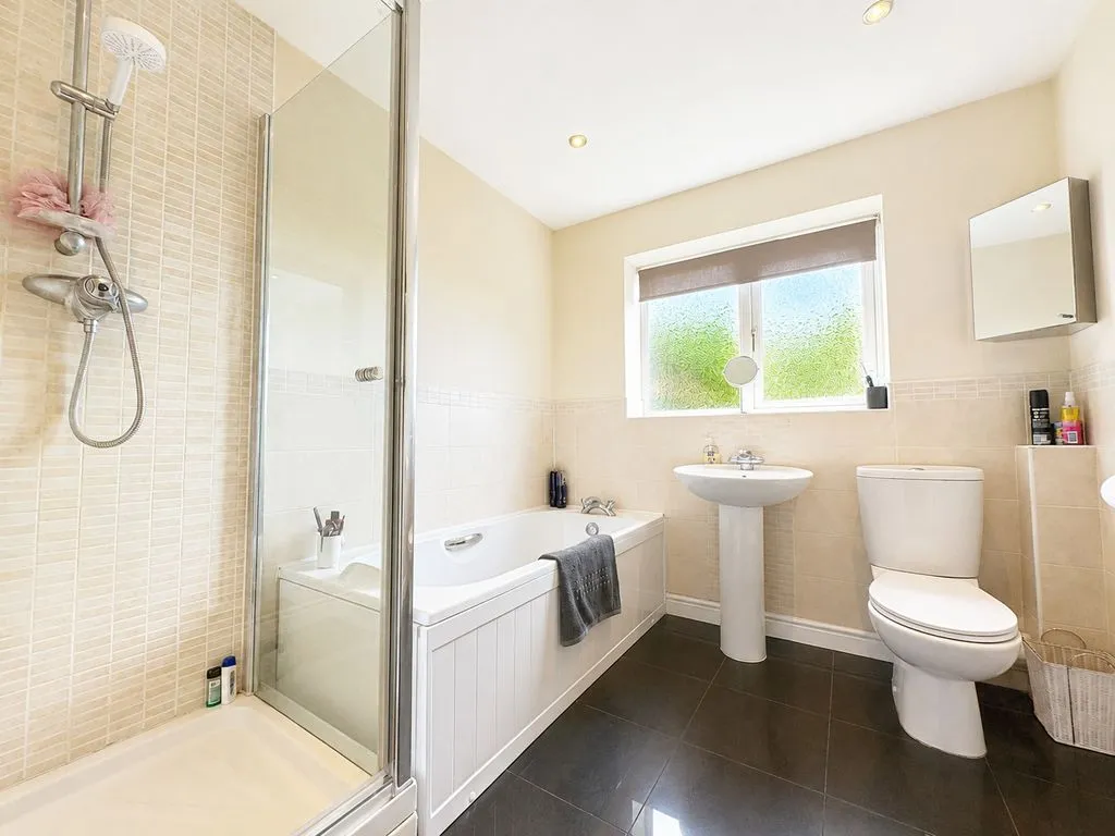 Oak Vale, Chasetown, WS7, photo 18