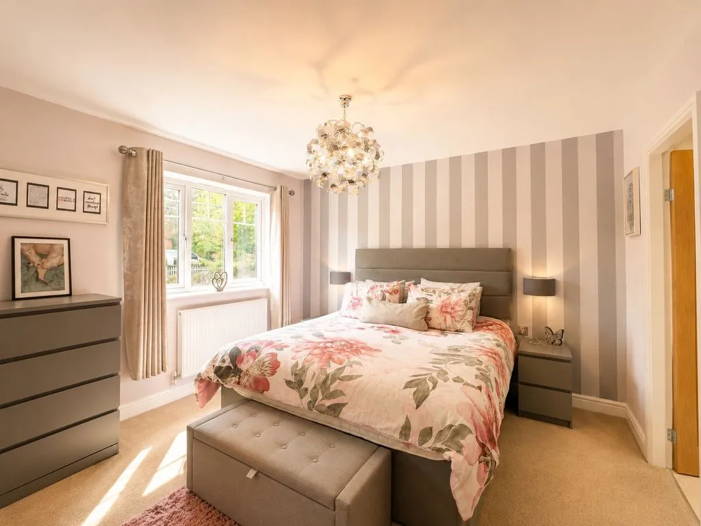 Oak Vale, Chasetown, WS7, photo 11