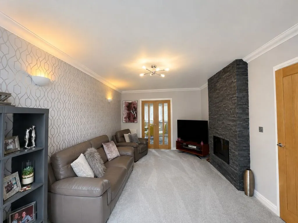 Oak Vale, Chasetown, WS7, photo 3