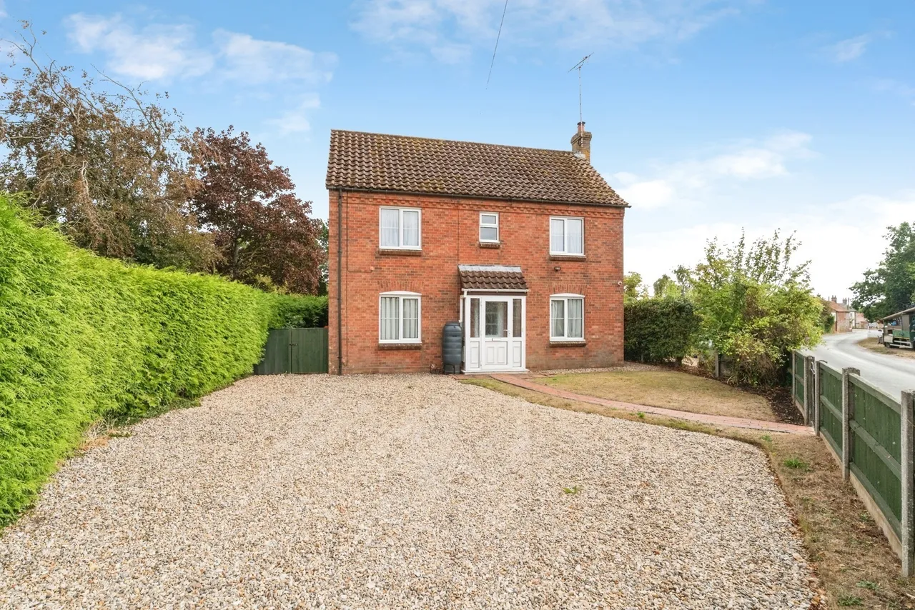 3 bed house for sale — Fakenham Road, Tittleshall, King's Lynn, Norfolk, PE32