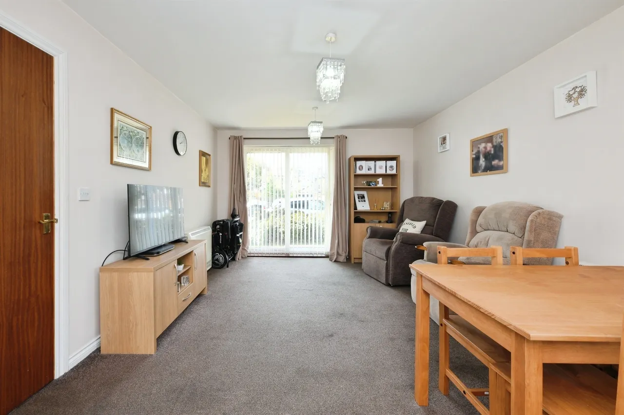 Taverners Way, Hoddesdon, photo 4