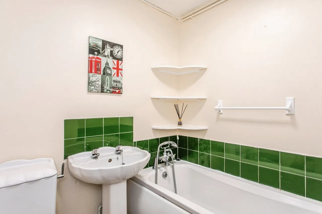 Norwich Close, Southend-on-Sea, SS2, photo 8