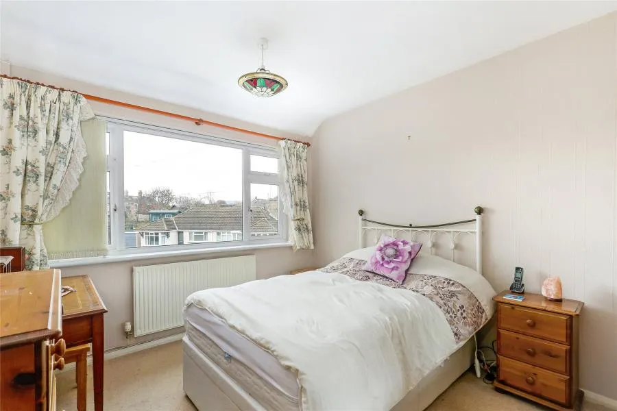 Eros Close, Stroud, GL5, photo 3