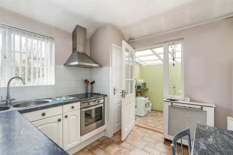 Eros Close, Stroud, GL5, photo 7