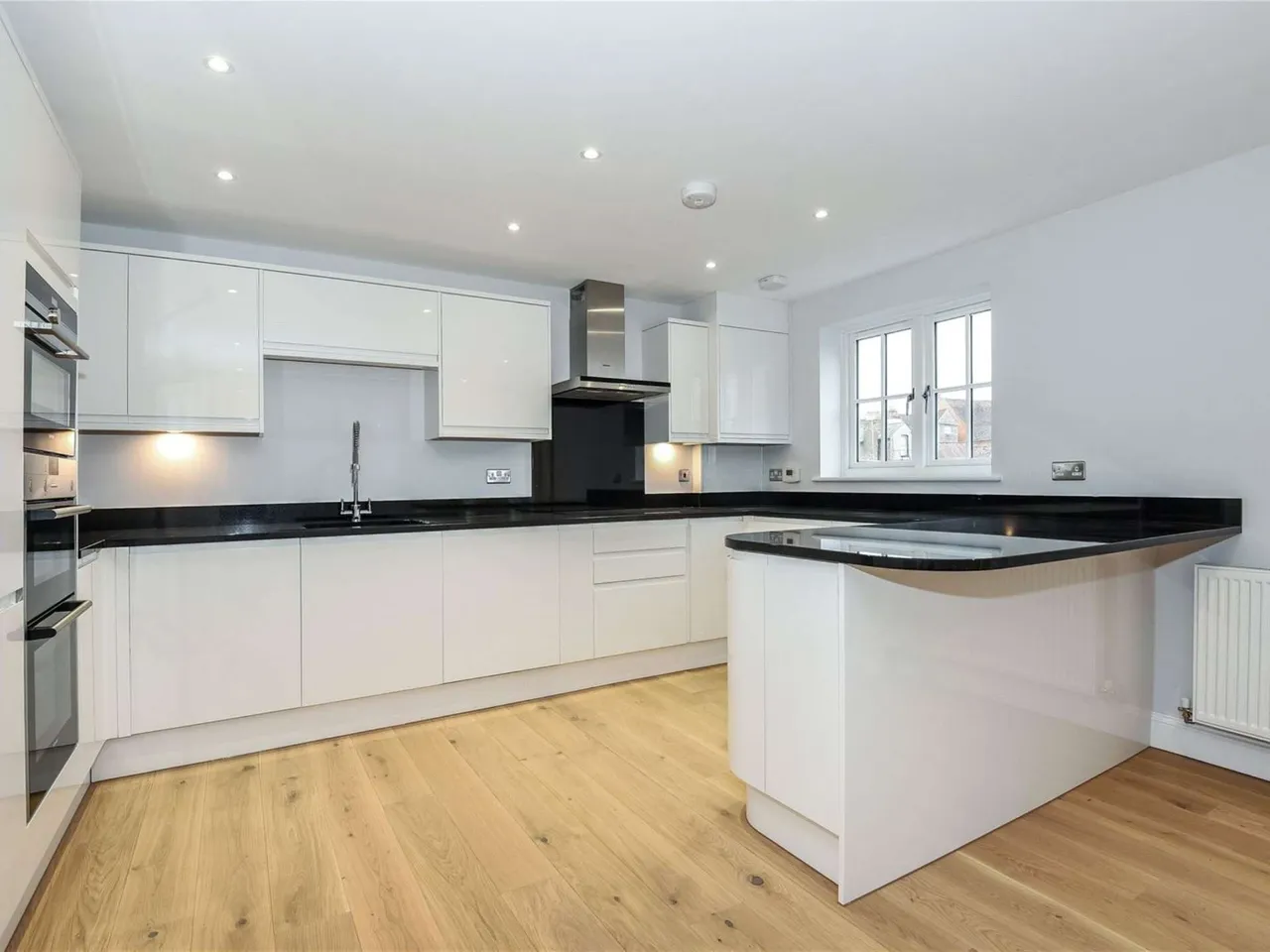 Regency House, Eton Court, SL4, photo 3