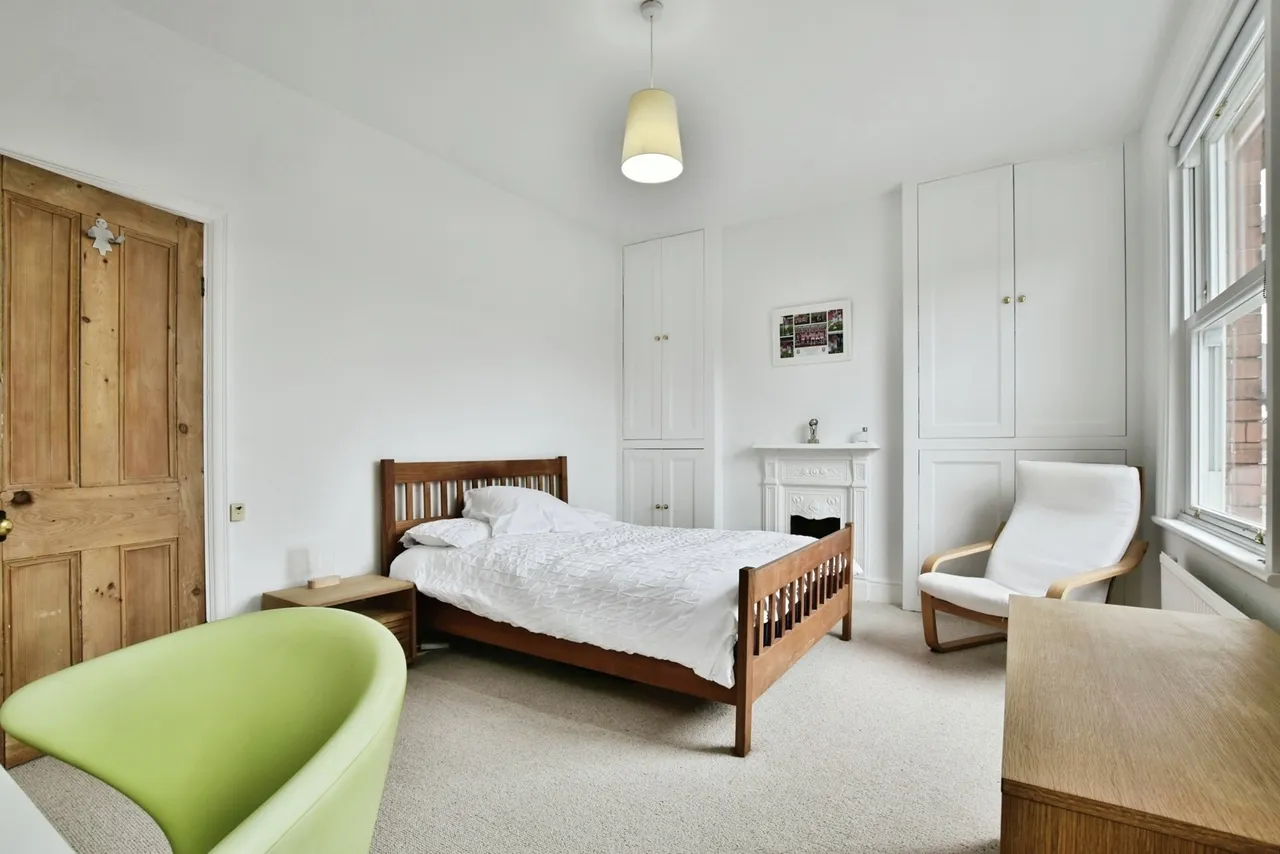 Hermitage Road, Hale, WA15, photo 24