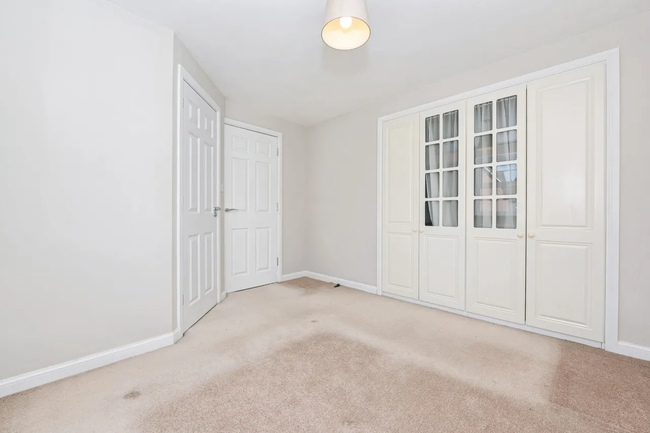 Harper Close, Chafford Hundred, Grays, Essex, RM16, photo 16