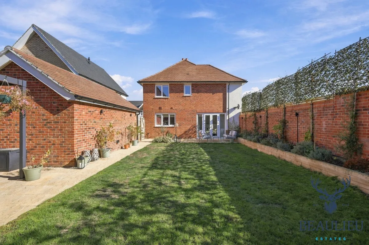 Thoroughgood Way, Witham, CM8, photo 31