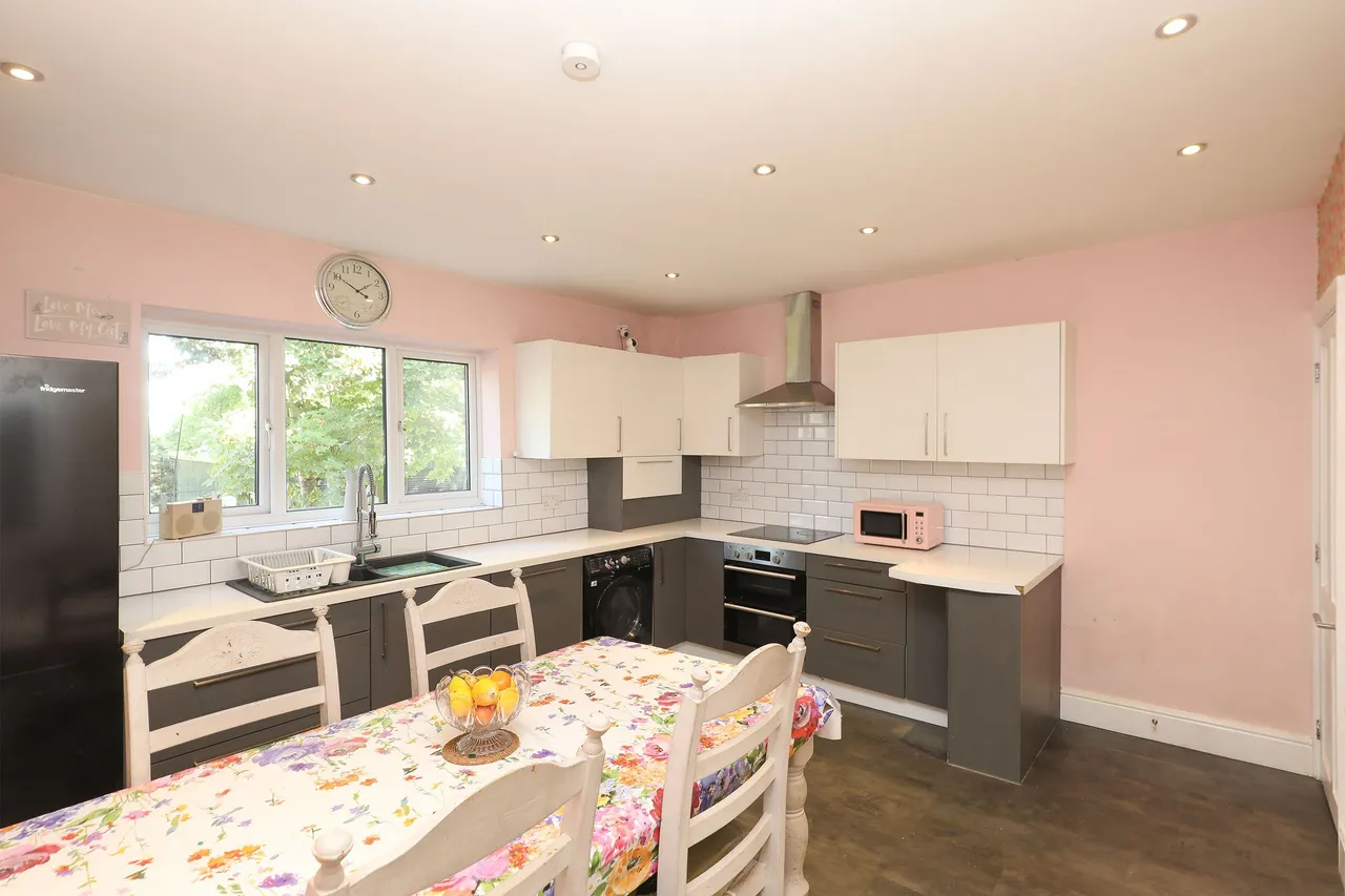 Mansfield Road, Chesterfield, S41, photo 4