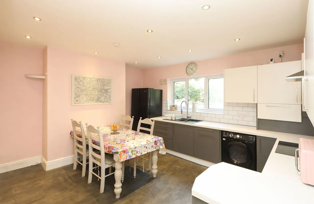 Mansfield Road, Chesterfield, S41, photo 5