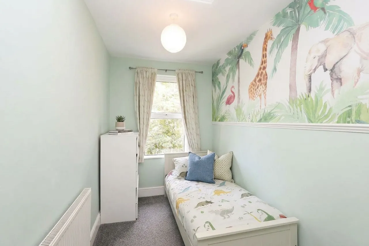 Mansfield Road, Chesterfield, S41, photo 11