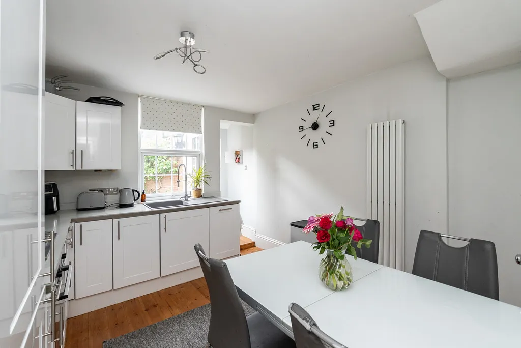 Falkland Road, Dorking, RH4, photo 4