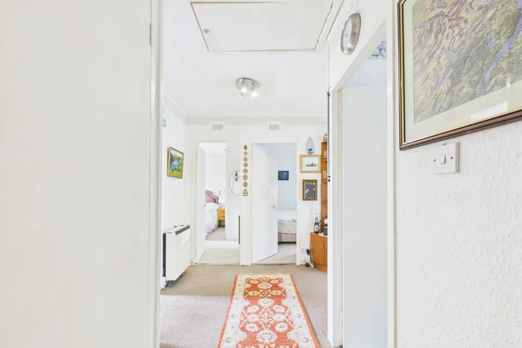 Yan, Watermillock, CA11, photo 5