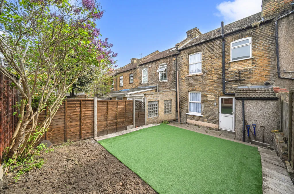 Speranza Street, 12 Speranza Street Plumstead Plumstead, London, Greater London, SE181NY, photo 12