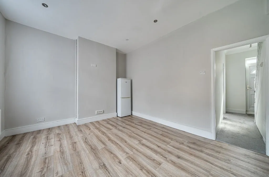 Speranza Street, 12 Speranza Street Plumstead Plumstead, London, Greater London, SE181NY, photo 19