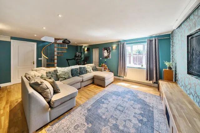 The Paddock, Longworth, OX13, photo 18